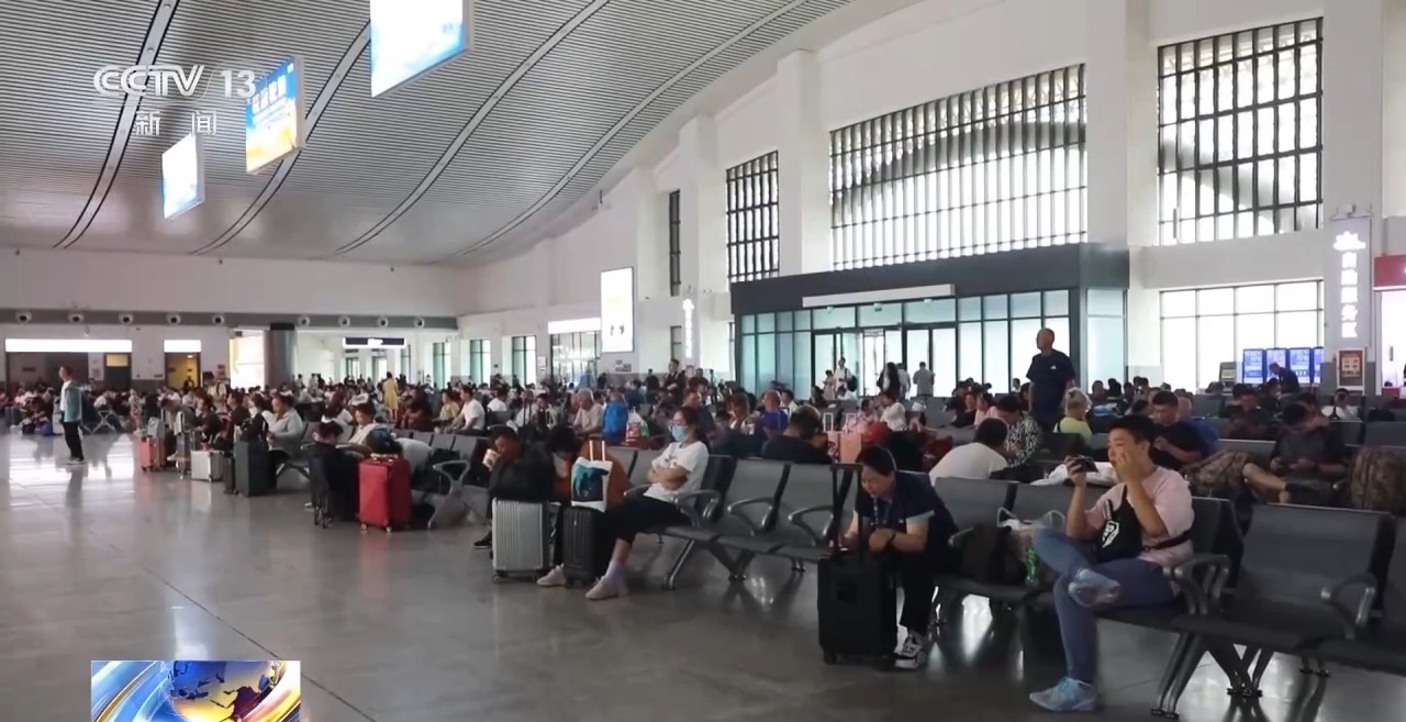 防空洞变避暑胜地 各地应对高温“烤”验有妙招