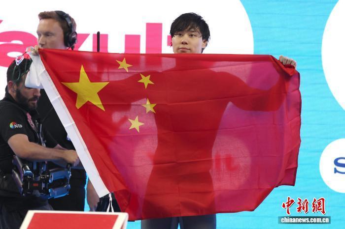 世锦赛获2金6银6铜 中国泳军新阵容受考验