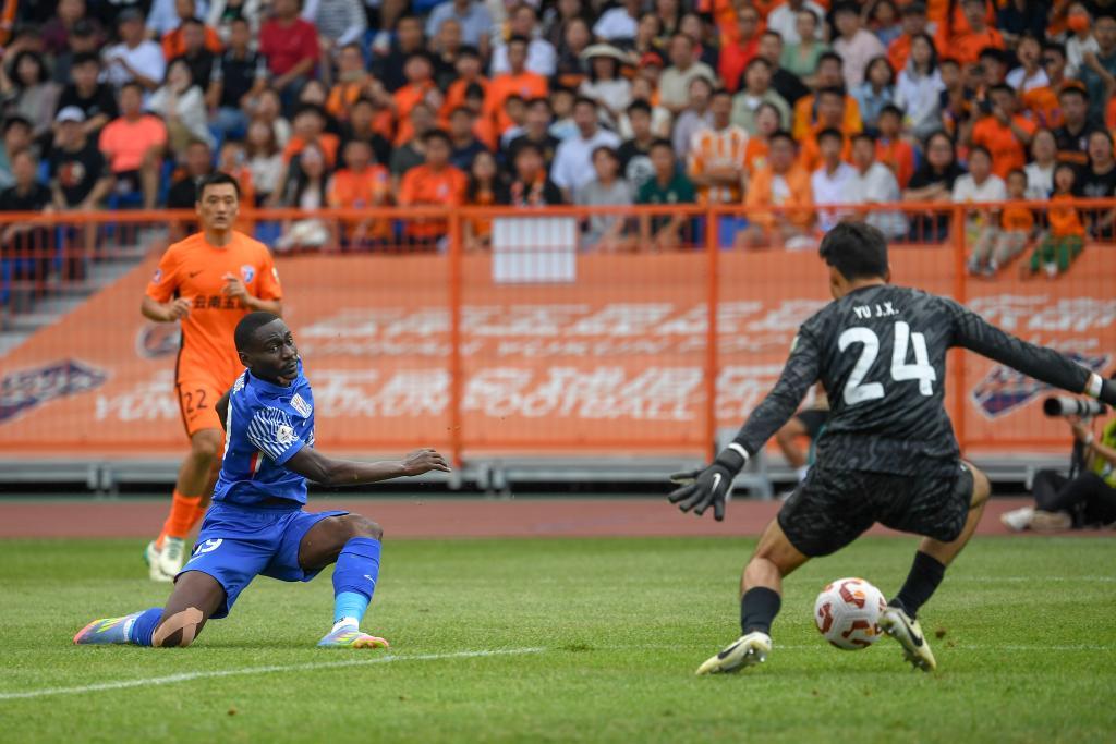中超第19轮综述：申花艰难逼平玉昆 海港成都积分迫近