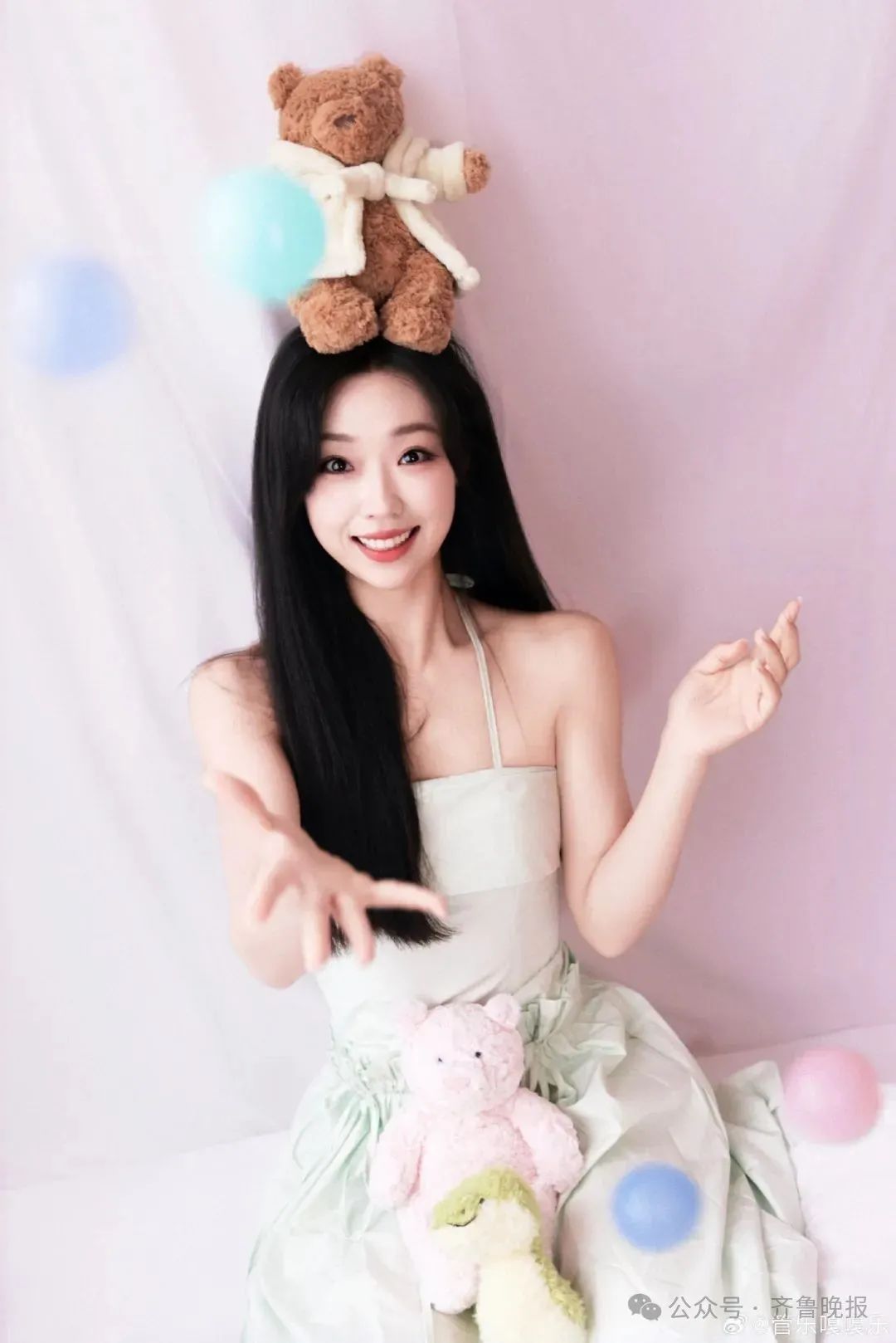 冲上热搜！30岁女演员家中凌乱震惊众人