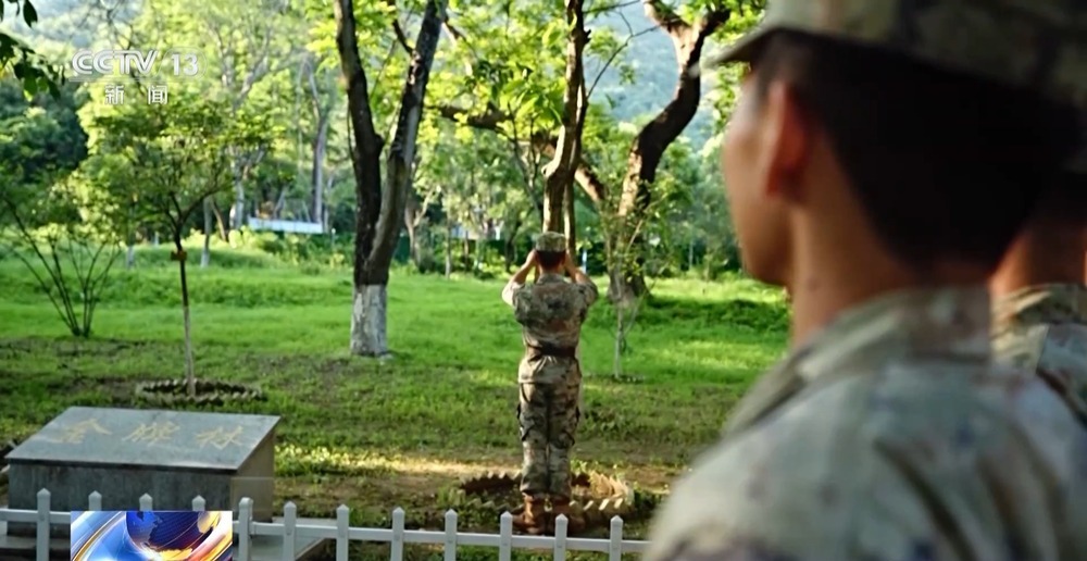 点名先点“五壮士” 这一习惯他们坚持了84年
