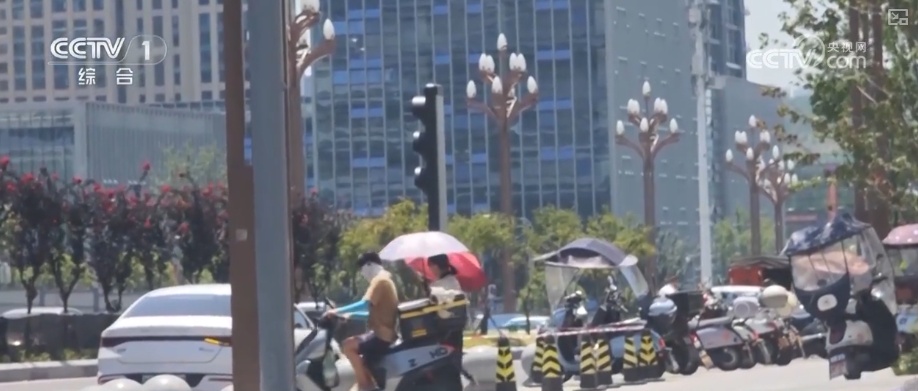 多样化细致服务应对“烤”验 筑牢安全线保障民生、守护秋粮生产