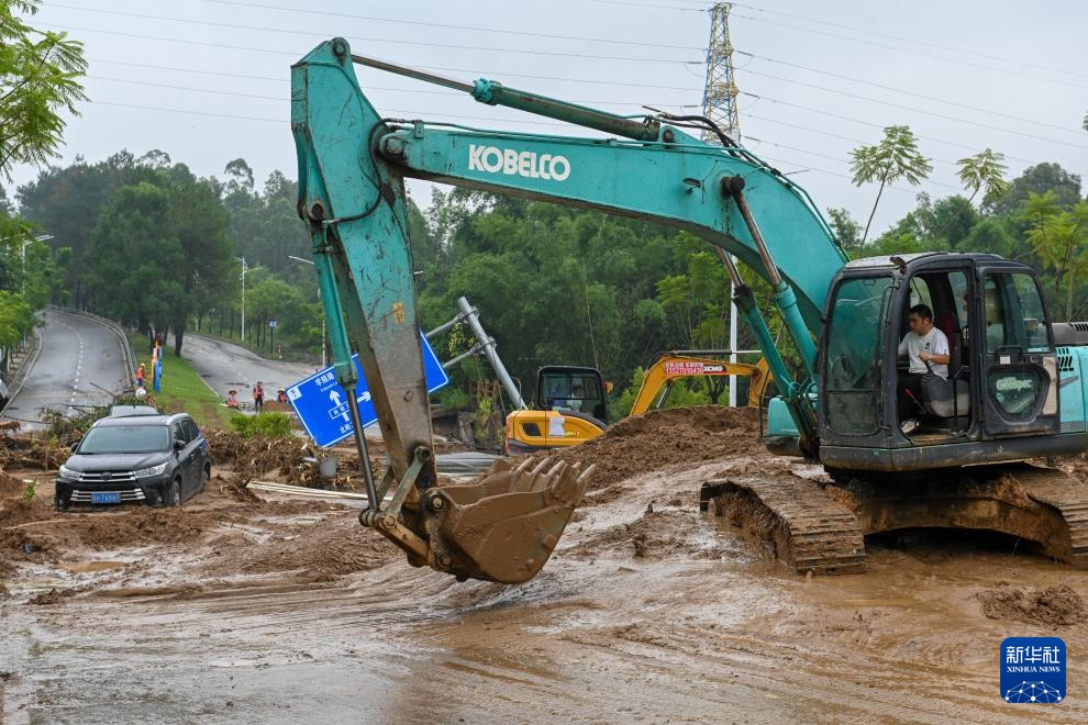 广东肇庆：强降雨救灾工作有序进行