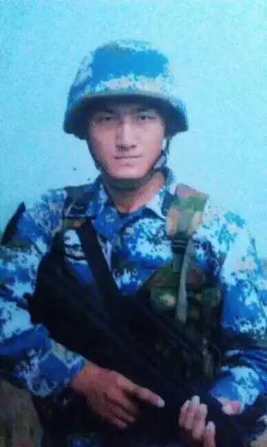 大连“腹肌哥”，找到啦！