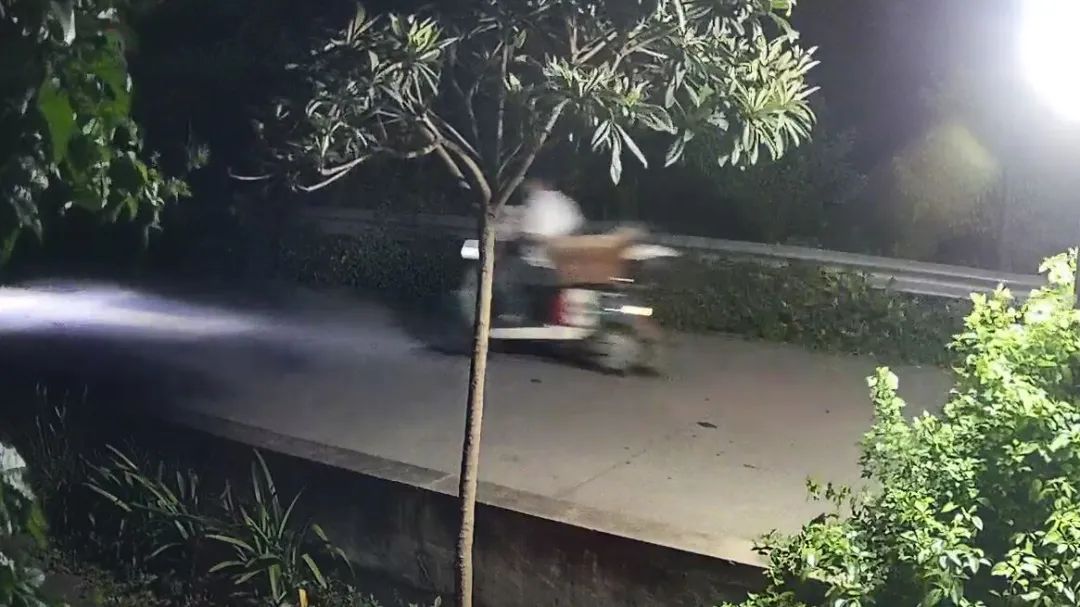4人合伙偷这个！海宁警方：抓！