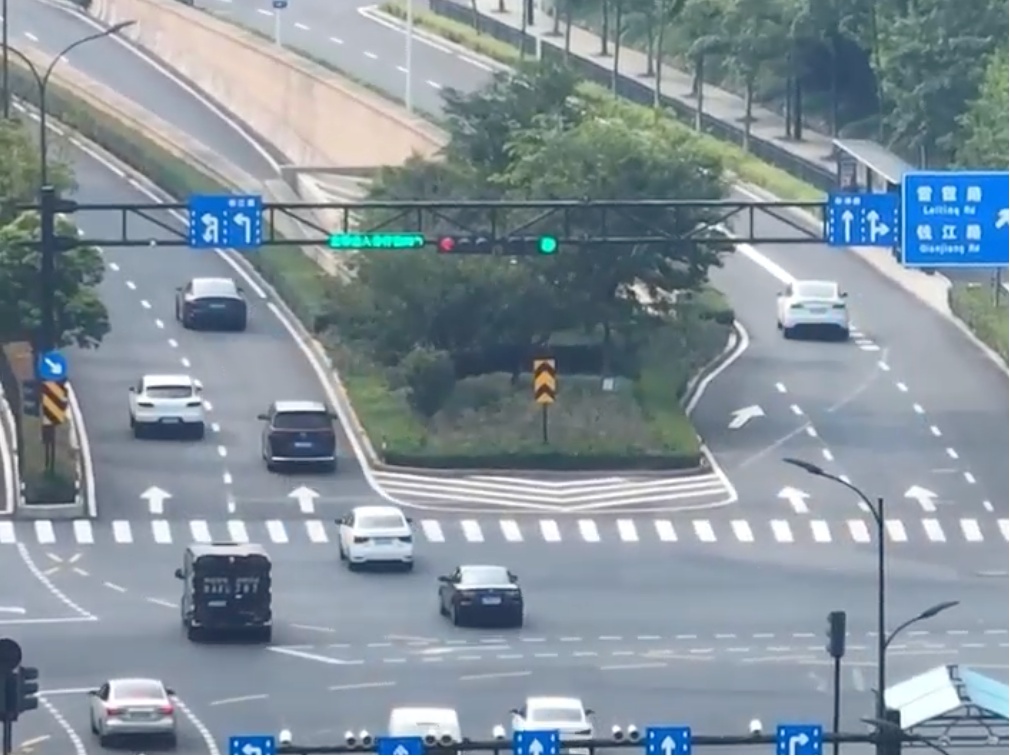 有新发现！杭州市中心这个路口，突然变了！