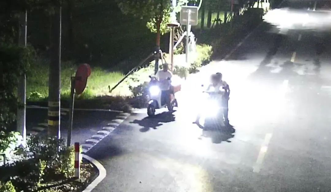 4人合伙偷这个！海宁警方：抓！