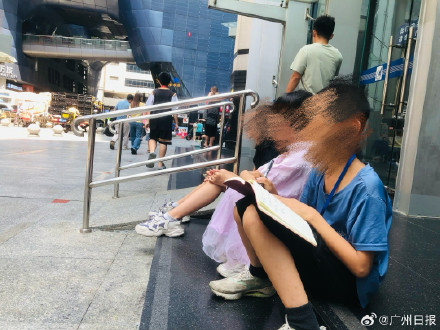 深圳华强北街道叫停儿童代送外卖