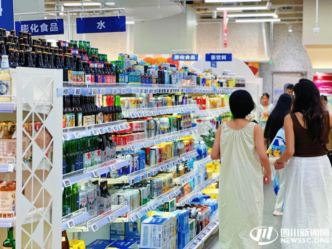 “晚安酒”掀起睡前微醺风 医生：并不是真正的助眠良方