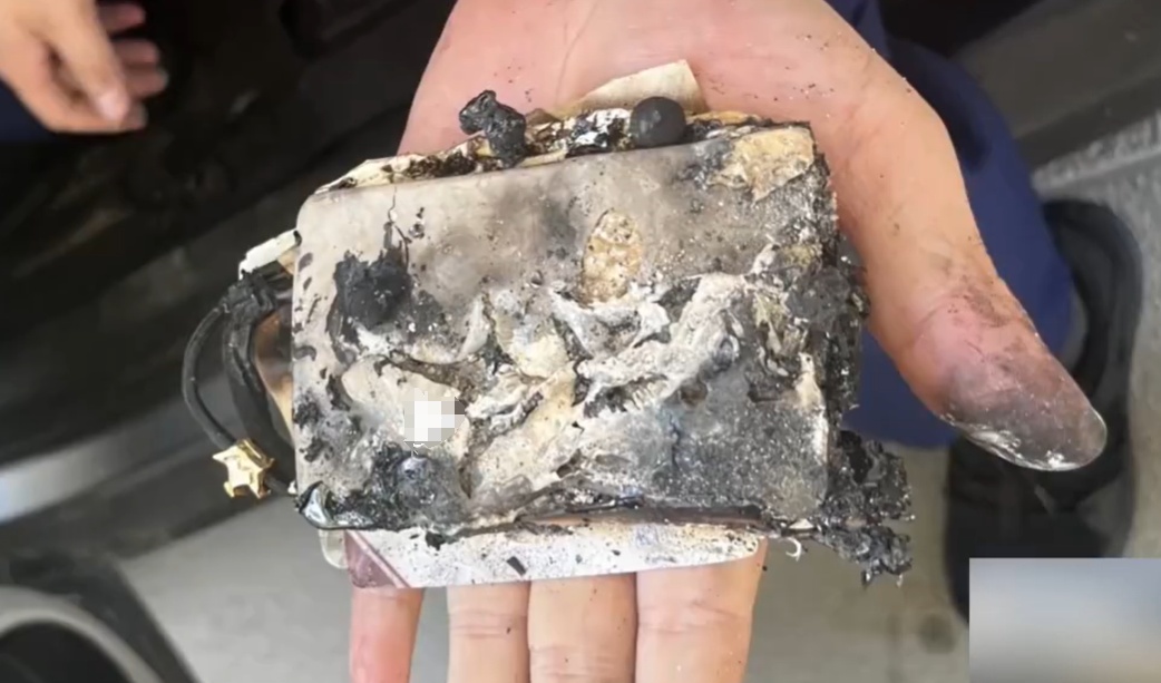 女子刚买2年的车子起火烧坏?调查还原,“真凶”竟是TA 女子刚买2年的车子起火烧坏?调查还原,“真凶”竟是TA