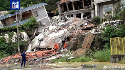 广州白云发生山体滑坡已有7人获救