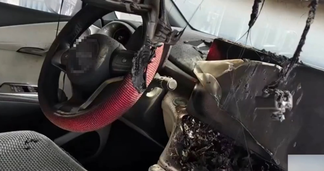 女子刚买2年的车子起火烧坏?调查还原,“真凶”竟是TA 女子刚买2年的车子起火烧坏?调查还原,“真凶”竟是TA