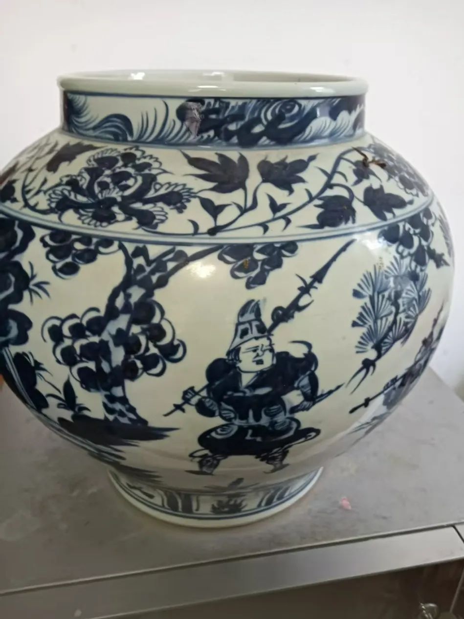 上海九旬老伯痴迷古玩，九年间被骗200余万元