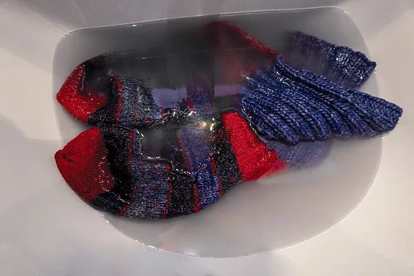 内衣袜子混洗，男子确诊感染！注意！