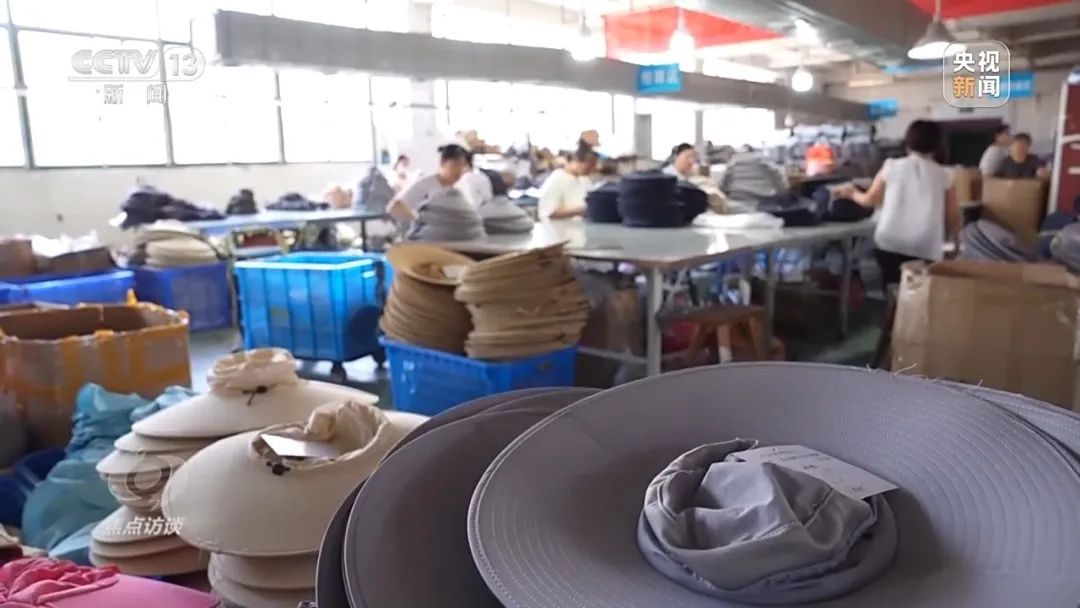 一款中国产遮阳帽在海外平台卖爆了，它的高能密码是什么？