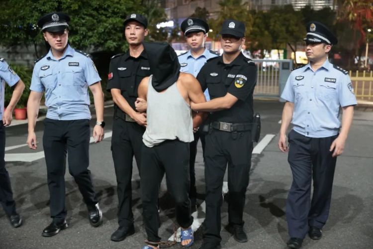 吉安警方抓获潜逃30年的命案逃犯肖某莲！