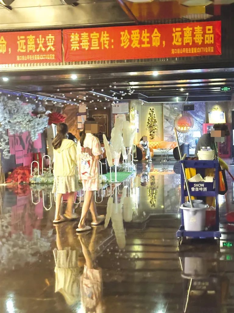 注意！暑假别再带娃干这些事了，此类场所未成年人不得进入→