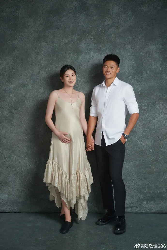 短跑名将谢震业宣布喜讯：正式升级成为父亲！