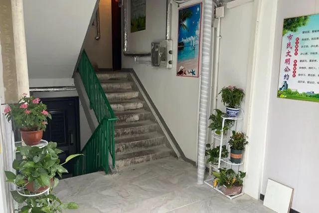 居民朋友，别让“小”杂物，堆出“大”隐患！