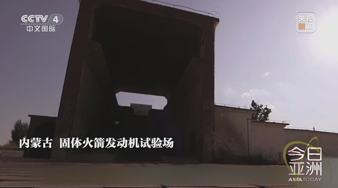 “巨浪”奔腾！从深海冲上云霄