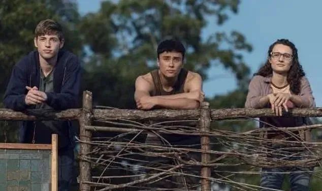 33岁美国女演员不幸去世!半年前出现症状,多位名人被这病夺去生命 33岁美国女演员不幸去世!半年前出现症状,多位名人被这病夺去生命