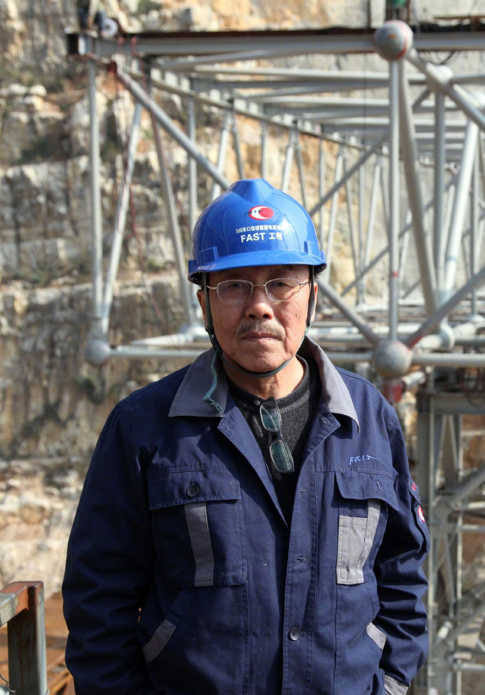 我们最该追的星,被写进语文课本了! 我们最该追的星,被写进语文课本了!