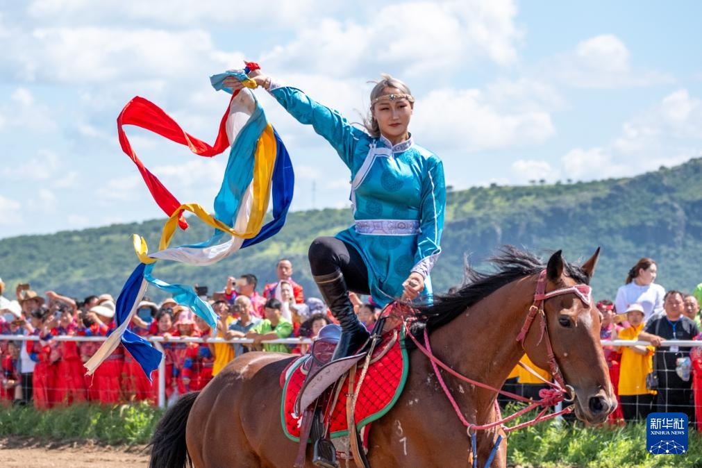 内蒙古扎赉特旗：多彩农牧民那达慕