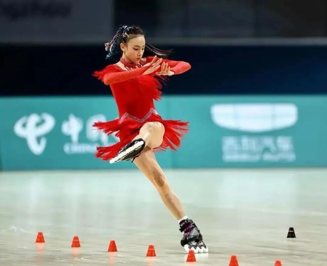 瞄准轮滑、龙舟、武术等项目 四川超100人出征成都世运会