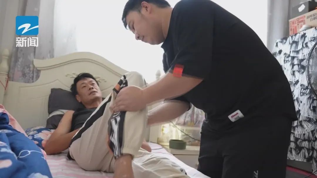 “没他我就死好几回了！” 为报答一饭之恩，异乡小伙16年守护无血缘亲情