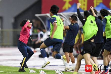 镇得住场子的苏超唯一女主帅