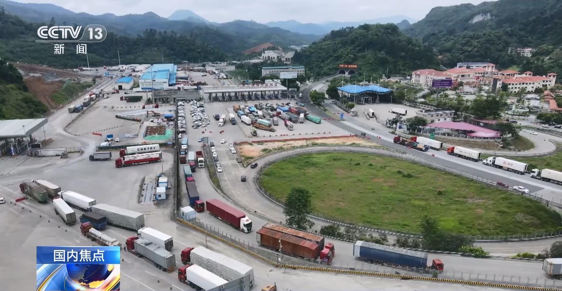 舌尖上的“甜蜜奔赴” 东盟水果跨越山海上餐桌 舌尖上的“甜蜜奔赴” 东盟水果跨越山海上餐桌