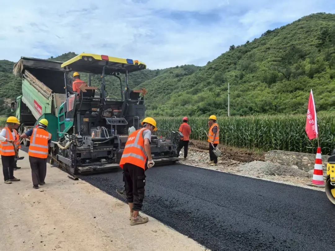 争分夺秒!北京密云区9条水毁公路全面提升通行能力 争分夺秒!北京密云区9条水毁公路全面提升通行能力