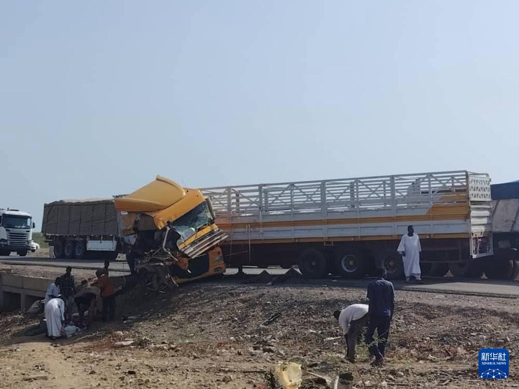 苏丹东部发生交通事故致13人死亡