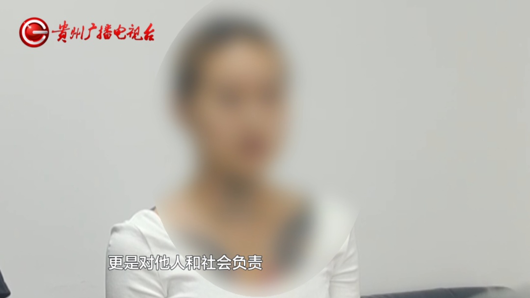 奇葩！贵阳一女子站引擎盖上热舞，竟是为了……结局舒适