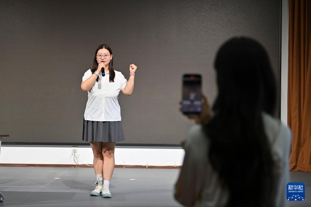 “00后”讲解员甄睿：将红色故事讲给更多人听