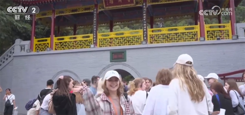 免签“朋友圈”不断扩容 入境“流量”不断转化为拉动经济增长消费“留量”