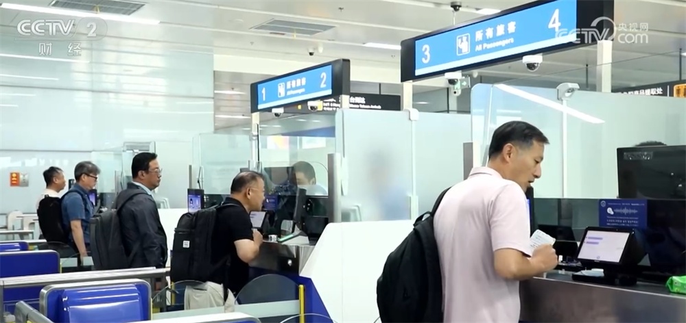 入境游、美食游、赛事游释放夏日消费活力 暑期经济“热”力全开