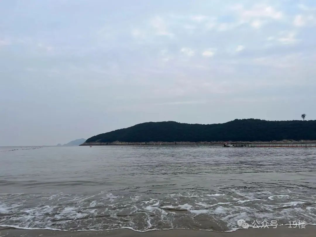 高烧不退喉咙充血，尿尿痛到全身僵硬！很多人后悔"不敢再去了"