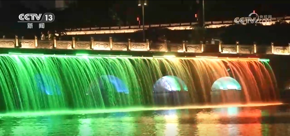 “乡超”、古城游、美景+美食……文旅“流量”燃动消费“嘉年华”