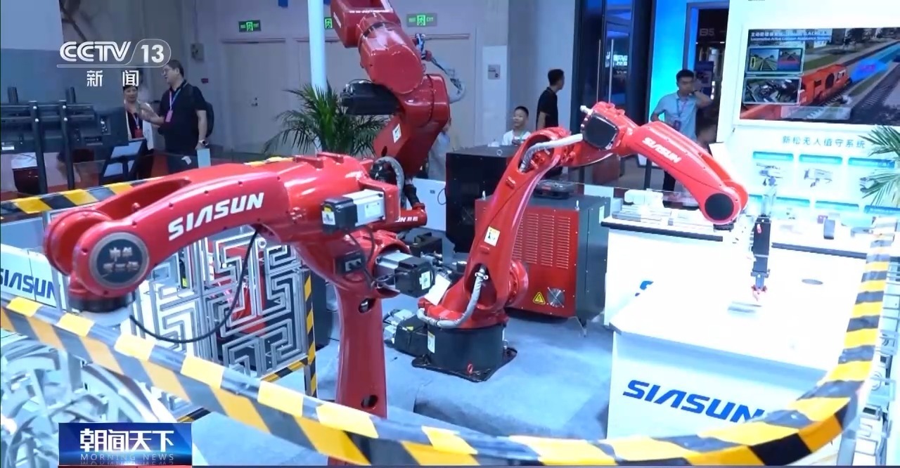 会叠衣做饭有温度 解锁“人机共处”新体验 会叠衣做饭有温度 解锁“人机共处”新体验