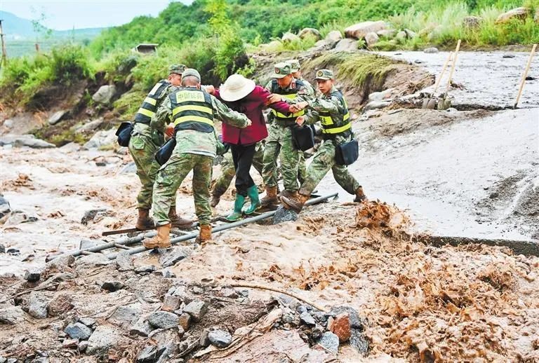 “危难时刻，他们来了”——榆中县山洪灾害救援现场速写
