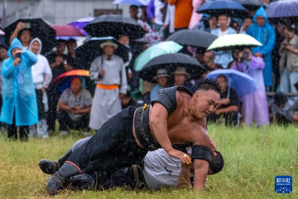 内蒙古兴安盟:欢聚草原那达慕 内蒙古兴安盟:欢聚草原那达慕