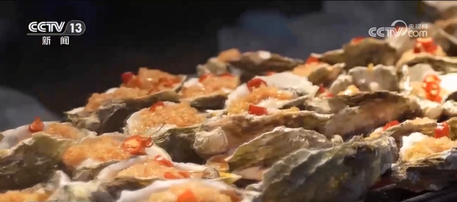 “乡超”、古城游、美景+美食……文旅“流量”燃动消费“嘉年华”