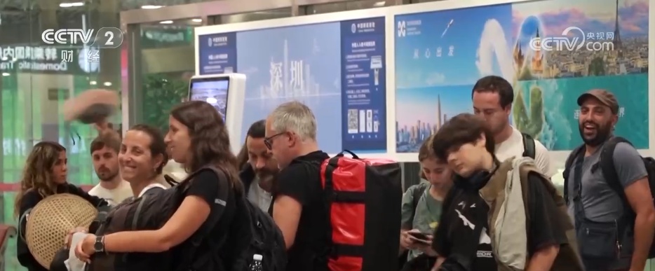 外国游客解锁“小众游”“定制游”新体验 沉浸式感受“大美中国”魅力