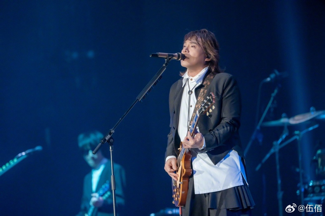 歌手伍佰发布紧急公告! 歌手伍佰发布紧急公告!