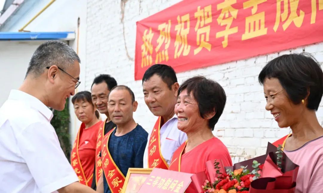 李孟成，立功了！