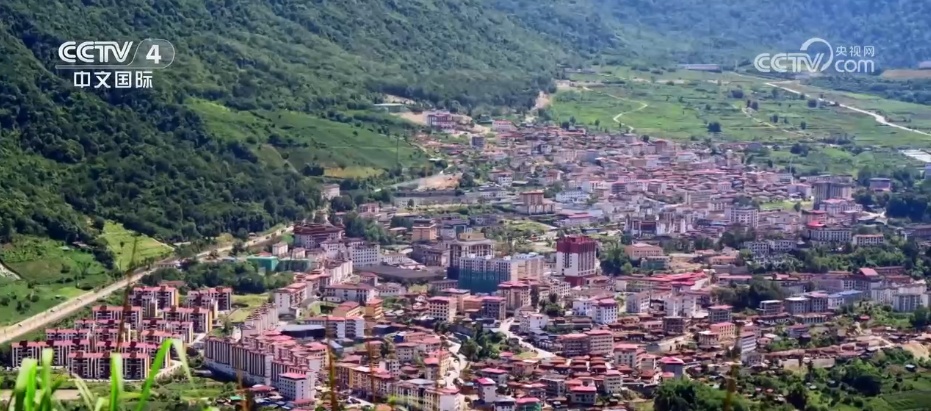 跨越60年 雪域新画卷 | 跨越千年隔绝 墨脱公路让“高原孤岛”变身美丽边城