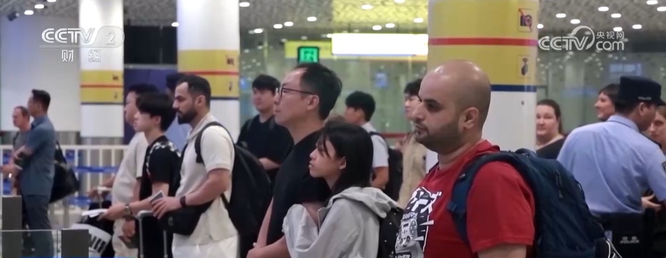 外国游客解锁“小众游”“定制游”新体验 沉浸式感受“大美中国”魅力