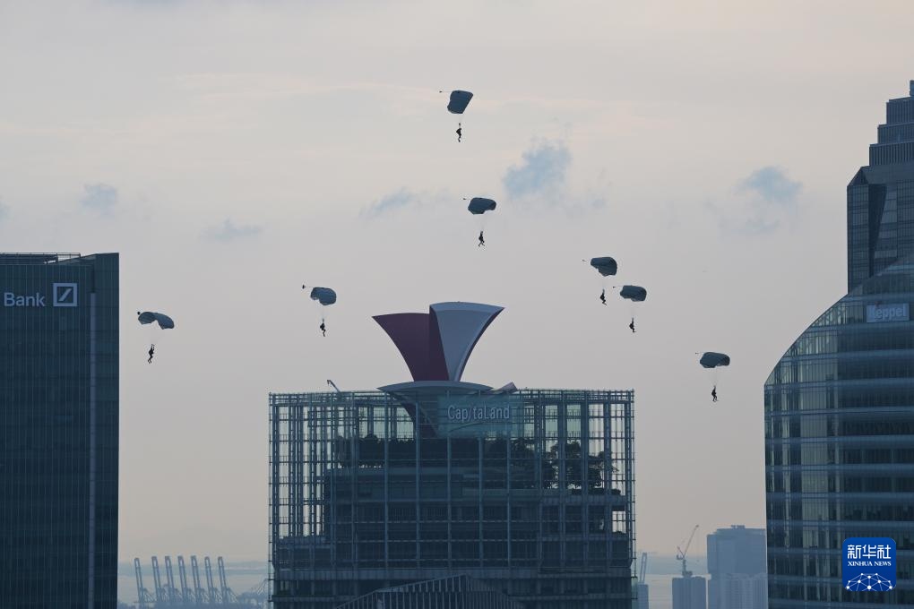 新加坡举行国庆庆典