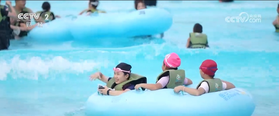 人气足 文旅热 消费旺 新场景新“夜”态点燃缤纷夏日 暑期经济“热”力十足